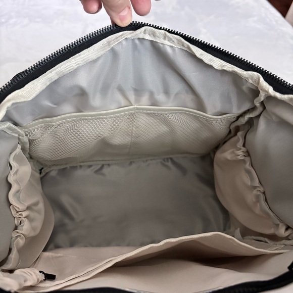 SINCERELY JULES On-The-Go Family Backpack With Changing Mat - Picture 12 of 16